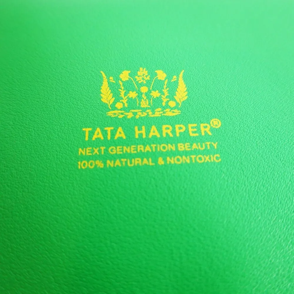 Tata Harper Green Vanity/Travel Case with zipper sq box 5 x6 yellow inside